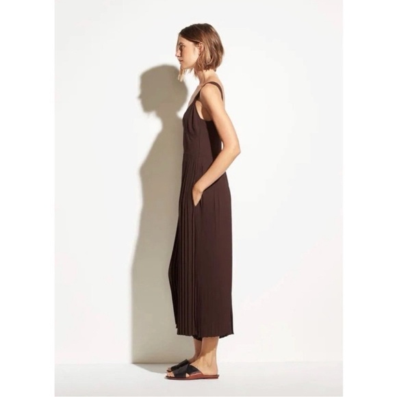 Vince Brown Pleated Culotte Wide Leg V Neck Jumpsuit in Black Walnut Size 6 - Picture 2 of 11